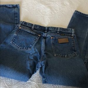 Men’s wrangler jeans!